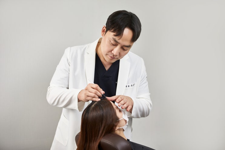 부산탈모치료병원 — 새론의원 진료실